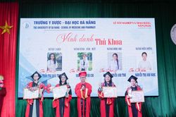 Trường Y Dược Đà Nẵng trao bằng tốt nghiệp cho 217 tân bác sĩ, dược sĩ và cử nhân điều dưỡng
