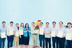 Đảng ủy UBND tỉnh c&ocirc;ng bố quyết định th&agrave;nh lập Ban X&acirc;y dựng Đảng