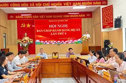 Hội nghị Ban Chấp h&agrave;nh Đảng bộ x&atilde; H&ograve;a Tr&iacute; lần thứ 4