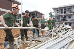 Xung kích hỗ trợ thi công trường liên cấp