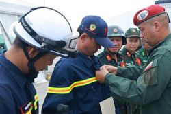 Đoàn cứu nạn, cứu hộ Việt Nam nhận Huy chương 'Anh hùng Venezuela'