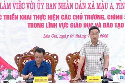 Đoàn khảo sát của Ủy ban Văn hóa và Xã hội của Quốc hội làm việc tại xã Mậu A