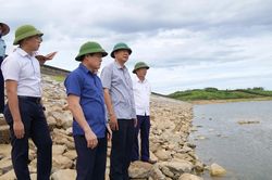 Chủ động nguồn nước tưới cho sản xuất nông nghiệp vụ hè-thu