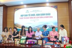 Xây dựng sản phẩm quà tặng du lịch mang bản sắc Sơn La