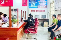 Muổi Nọi cải c&aacute;ch h&agrave;nh ch&iacute;nh v&igrave; người d&acirc;n phục vụ