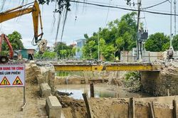 Xây mới cầu Ông Thượng