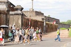 Đảm bảo an ninh, trật tự để phát triển du lịch bền vững