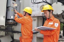 Chưa áp dụng giá điện sinh hoạt theo giờ cao điểm, tiền điện tháng 6 tăng do nắng nóng