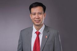 Gi&aacute;m đốc Đại học B&aacute;ch khoa H&agrave; Nội: 'Trao quyền bổ nhiệm gi&aacute;o sư, ph&oacute; gi&aacute;o sư để thu h&uacute;t nh&acirc;n t&agrave;i'