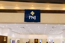 PNJ 'bốc hơi' 6.300 tỷ đồng: SSI cảnh b&aacute;o 'tử huyệt' niềm tin ti&ecirc;u d&ugrave;ng