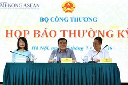 Thương mại nửa đầu năm 2026 lần đầu vượt mốc 500 tỷ USD