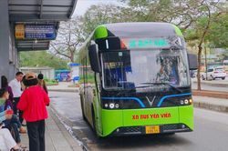 130.000 lượt h&agrave;nh kh&aacute;ch được miễn ph&iacute; xe bu&yacute;t trong V&agrave;nh đai 1