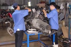 Ch&uacute; trọng năng lực thực chất của người dạy nghề thay v&igrave; bằng cấp