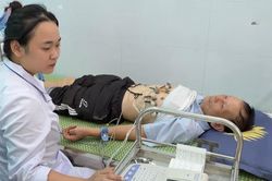 Phường Yên Sở khám, chăm sóc sức khỏe cho người có công