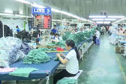 Ngành dệt may xuất siêu 10 tỷ USD