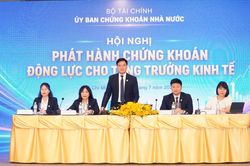 Ph&aacute;t h&agrave;nh chứng kho&aacute;n, động lực cho tăng trưởng kinh tế