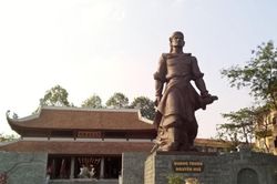 Ho&agrave;ng đế Quang Trung với đạo Phật: Tư duy biện chứng của một nh&agrave; cải c&aacute;ch