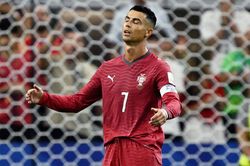 Bồ Đào Nha thua Tây Ban Nha 0-1: Merino ghi bàn bù giờ, Ronaldo nói lời chia tay