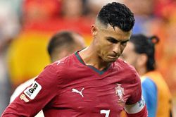 Ronaldo: Vô địch EURO ngang World Cup, tôi rời đi với lương tâm thanh thản