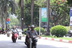 Hà Nội tăng nhiệt, chiều tối có lúc có mưa