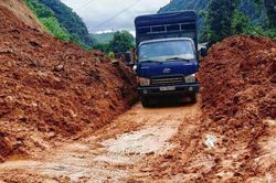 Đập chống lũ quét phát huy hiệu quả khi mưa lớn ở Sơn La