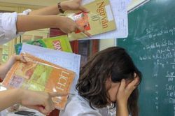 Dấu hiệu rối loạn lo &acirc;u ở trẻ em v&agrave; thanh thiếu ni&ecirc;n, cha mẹ kh&ocirc;ng n&ecirc;n chủ quan