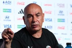 HLV Ai Cập nói lời cay đắng về FIFA và Messi
