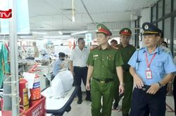 Đội Chữa ch&aacute;y v&agrave; CNCH khu vực số 1 tăng cường kiểm tra an to&agrave;n PCCC tại c&aacute;c kho, xưởng sản xuất