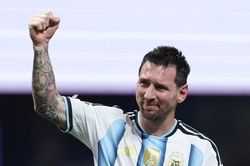 Messi và đồng đội tái hiện màn rượt đuổi tỉ số nghẹt thở ở World Cup