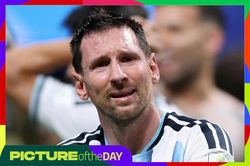 Khoảnh khắc World Cup: Nước mắt Messi