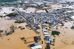 Bão lũ gây thiệt hại nặng tại Trung Quốc