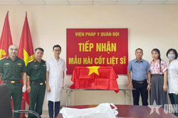 Điện Bi&ecirc;n b&agrave;n giao 766 mẫu h&agrave;i cốt liệt sĩ phục vụ gi&aacute;m định ADN