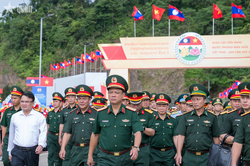 Tổng duyệt Giao lưu hữu nghị quốc phòng biên giới Việt Nam - Lào lần thứ 3