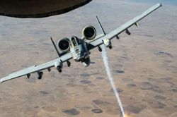 Mỹ không kích Iran sau các vụ tấn công tàu hàng ở eo biển Hormuz