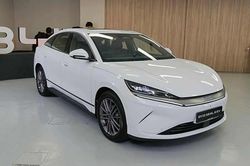 [GALLERY] BYD Seal 6 bổ sung bản rẻ chỉ 639 triệu đồng, chạy 410 km/sạc