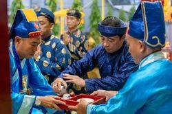 Nhiều nghi thức truyền thống được tái hiện tại Lễ tế Đàn Âm Hồn ở Huế