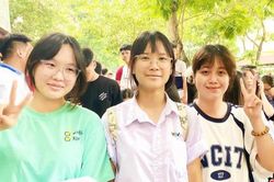 Ngành Pháp luật lấy ngưỡng đầu vào 20 điểm, Y khoa cao nhất 22 điểm