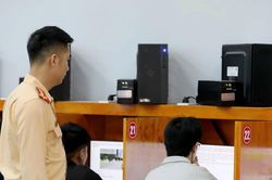 Giấy phép lái xe ô tô quá hạn dưới 30 ngày không phải thi lại lý thuyết