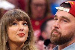Taylor Swift và chồng bị chỉ trích