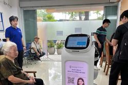 Hà Nội sẽ phục vụ tại nhà cho người trên 80 tuổi nhận lương hưu, trợ cấp bảo hiểm xã hội