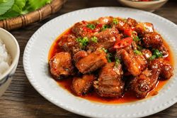 Cách làm sườn rim mắm cực đơn giản, ngon khó cưỡng tại nhà