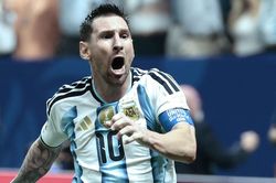 Argentina thắng kịch t&iacute;nh Ai Cập: Messi của những điều kh&ocirc;ng tưởng