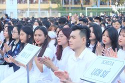 Điểm s&agrave;n ng&agrave;nh sư phạm năm 2026 cao nhất l&agrave; 20 điểm