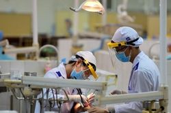 Bộ GD-ĐT công bố điểm sàn nhóm ngành sức khỏe năm 2026