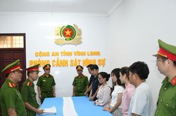 Bắt nhóm bán gần 10.000 hàng gia dụng giá 'cắt cổ', thu lợi hàng tỷ đồng