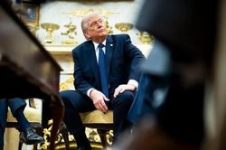Ông Trump ra lệnh cắt đứt mọi quan hệ thương mại với Tây Ban Nha