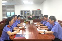 Tăng cường chỉ đạo trong việc phối hợp xử l&yacute; c&aacute;c vật chứng tồn đọng, k&eacute;o d&agrave;i