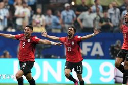 Người h&acirc;m mộ Cairo tiếc nuối sau m&agrave;n ngược d&ograve;ng của Argentina trước Ai Cập