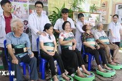 Trung Quốc ho&agrave;n thiện m&ocirc; h&igrave;nh dịch vụ chăm s&oacute;c người cao tuổi 3 cấp