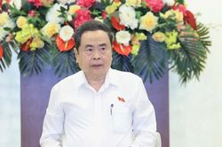 Làm rõ việc chậm triển khai 2 trung tâm tài chính quốc tế